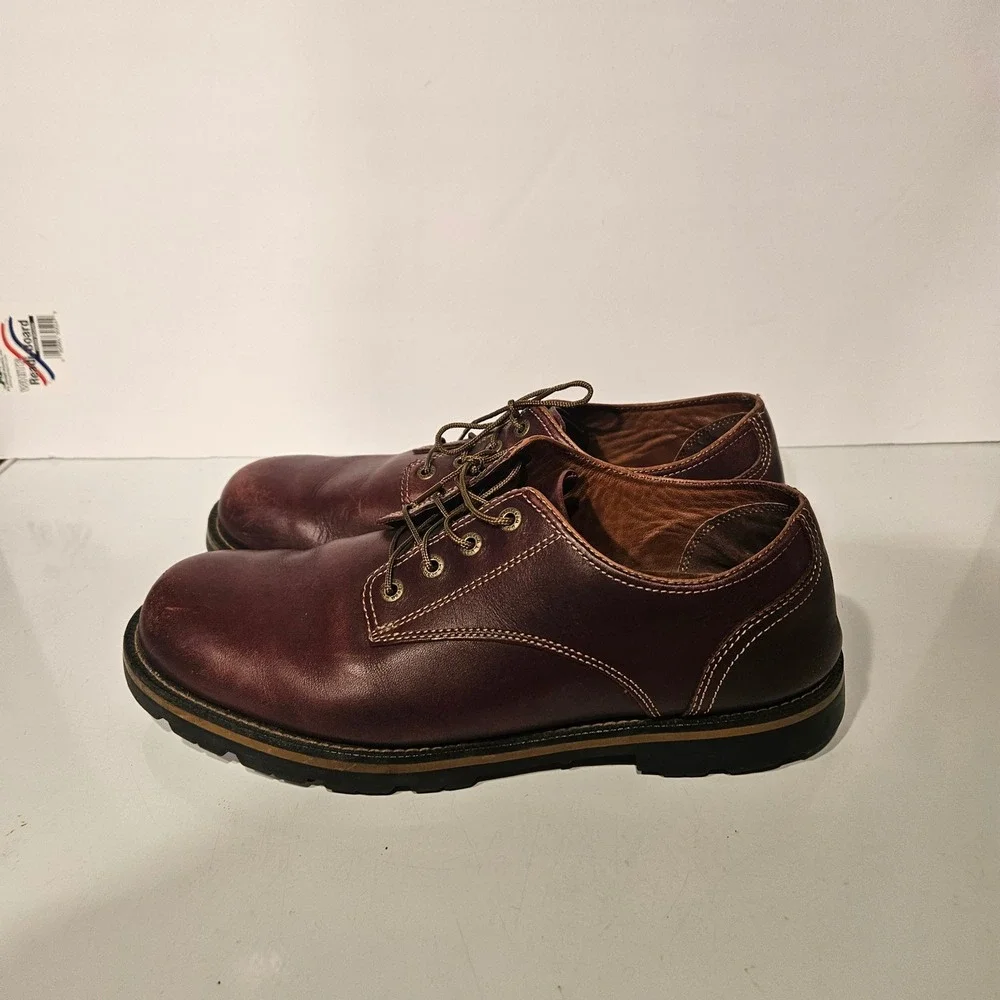 LL Bean Oxford Shoes Mens 11.5 Burgundy Leather Lug Sole Contrast Stitching